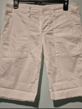 Y2K American Eagle White Bermuda Button Fly Shorts Women's Sz 2 Beachy Trendy